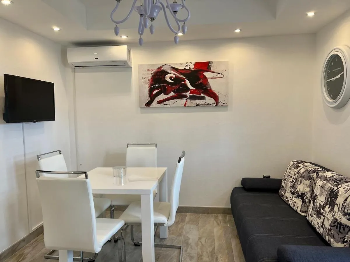 Apartmani Kate Crikvenica 0*,